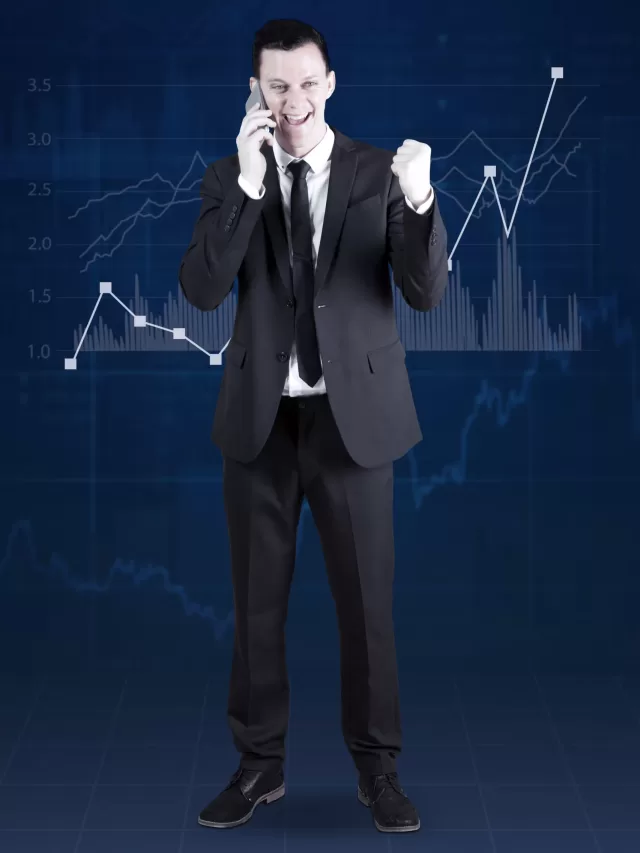 american-manager-with-growth-graph-smartphone